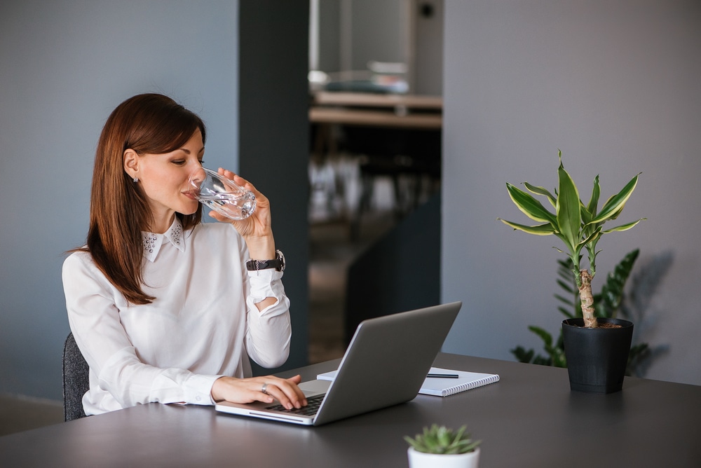 How Hydration Impacts Productivity in the Workplace