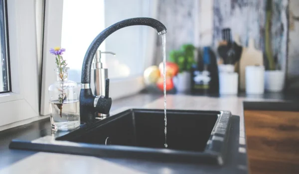 kitchen-faucet