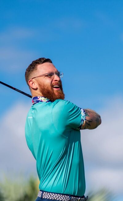male golfer