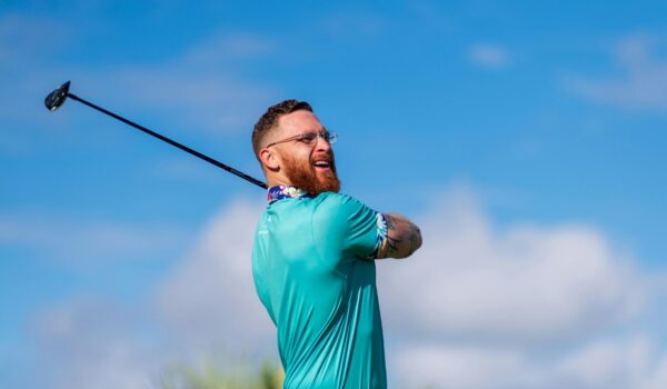 male golfer